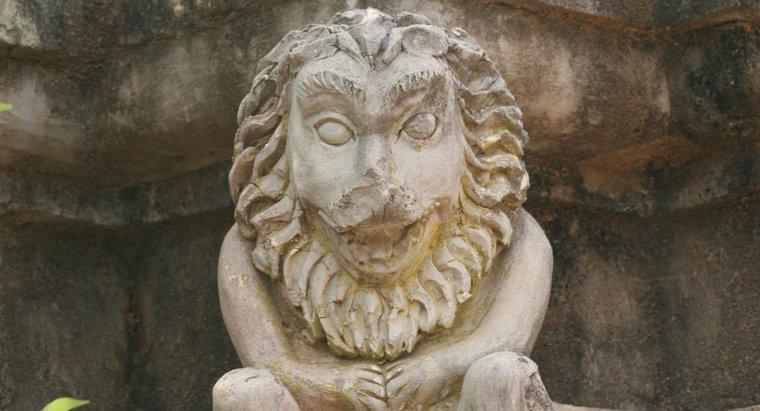 Quais são alguns nomes de leões míticos?
