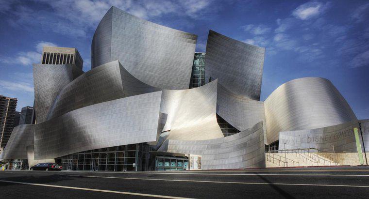 Qual é o tema do design e a filosofia de Frank Gehry?