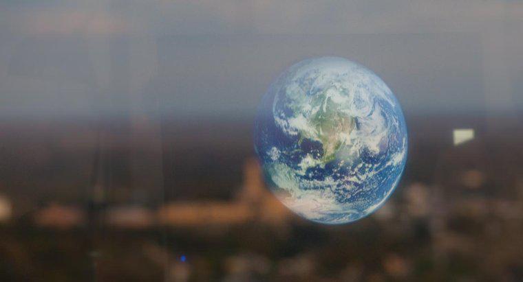 Por que a visão global da Terra é diferente da visão de mapa?