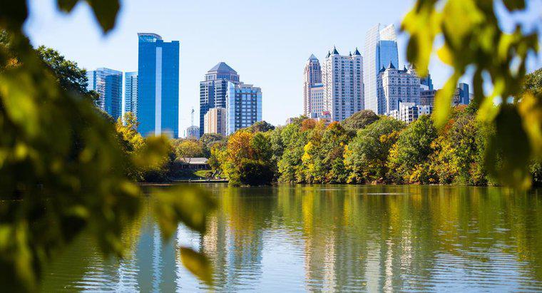 Quando Atlanta se tornou a capital da Geórgia?