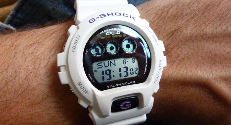 Como você desliga o alarme em um relógio G-Shock?