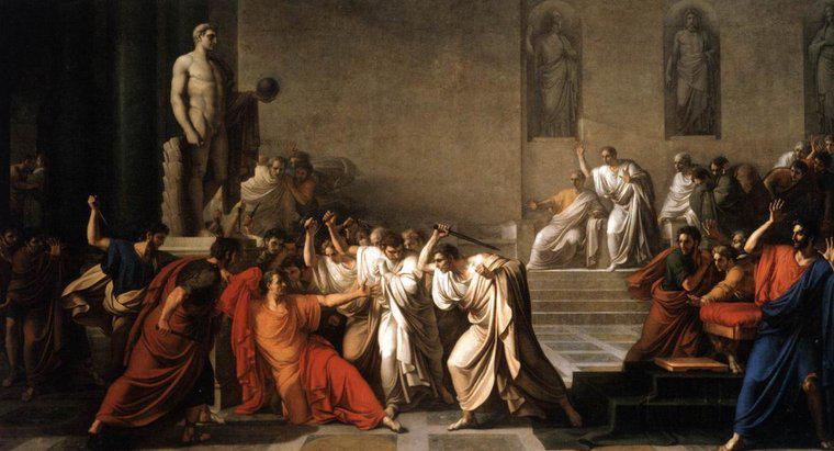 Quais as razões que Brutus dá para matar César?